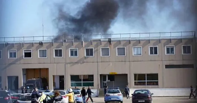 В Італії через коронавірус у в’язницях спалахнули бунти (фото, відео)