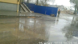 У Луцьку будівельників змусили почистити дорогу (фото) 