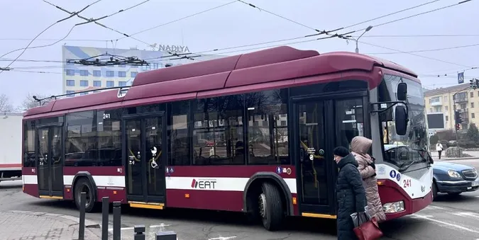 В Івано-Франківську на День міста зробили проїзд у громадському транспорті безоплатним