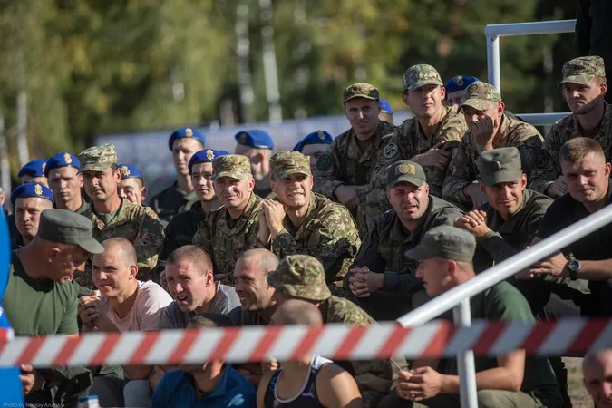 Берет з відзнакою: нацгвардійці склали кваліфікаційний іспит (фото)
