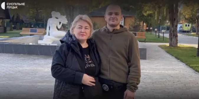 «Хотілося кричати й пищати»: волинянка 29 місяців чекала сина з російського полону (фото, відео)