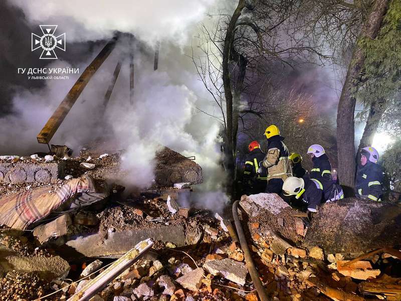 У Львові стався вибух у приватному будинку: є загиблі (фото)