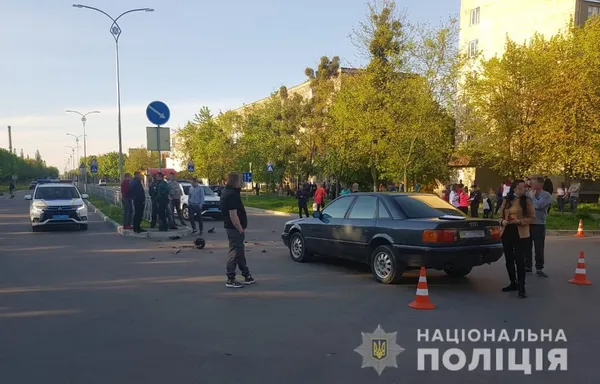 У Ковелі скутерист в'їхав у авто – є постраждалі (фото)