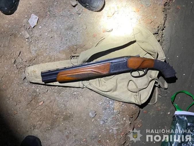На Волині чоловік тікав від патрульних через обріз