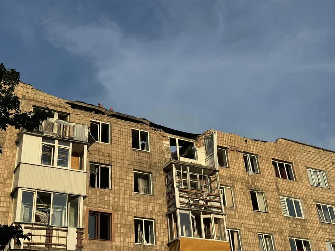 Після падіння шахеда у двох луцьких будинках три тижні немає газу