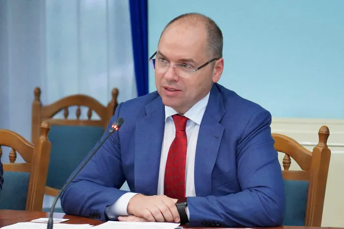 Понад 10 тисяч хворих українська медицина не витримає, – Максим Степанов