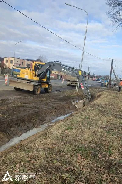 На Волині забезпечують водовідведення з автомобільних доріг (фото)