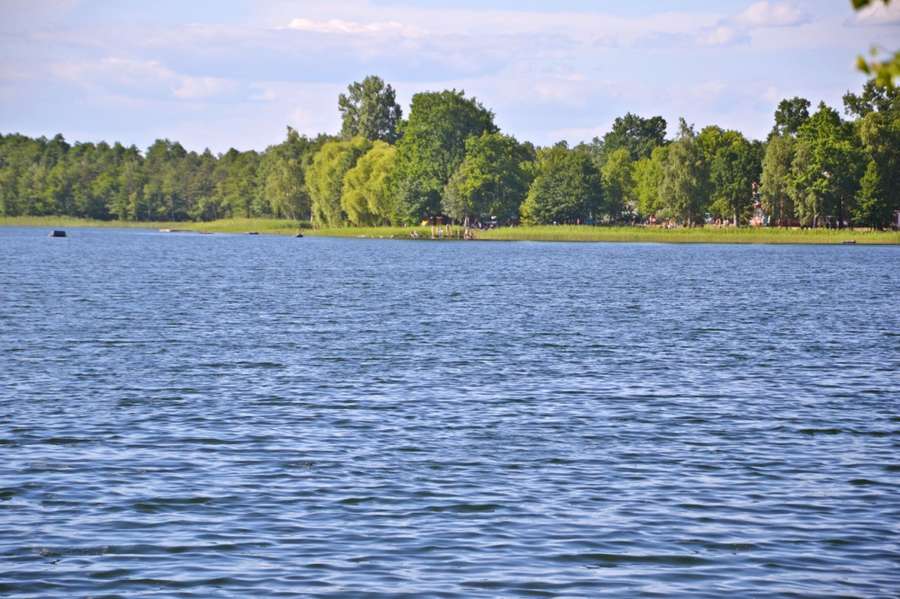 Відпочинок на волинських озерах: умови та ціни (фото)