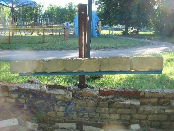 У Ковелі обвалилася стіна містечка атракціонів (фото)