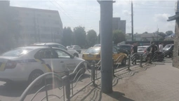 У Луцьку біля «турбокільця» Volkswagen «наздогнав» Citroen (фото)