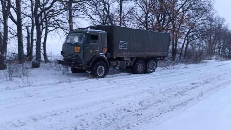 Без палива та їжі: російські окупанти покидають військову техніку (фото)