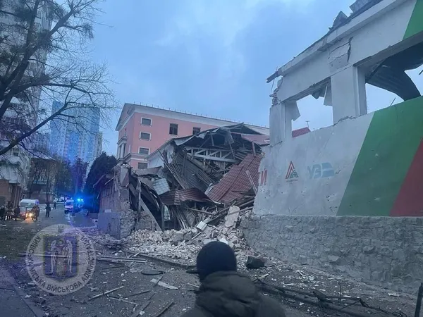 Ворог вдарив по Києву – є пошкодження у трьох районах