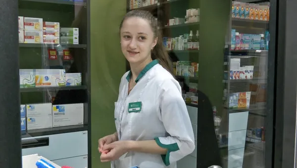 Фармацевтка Дарія. Суспільне Луцьк