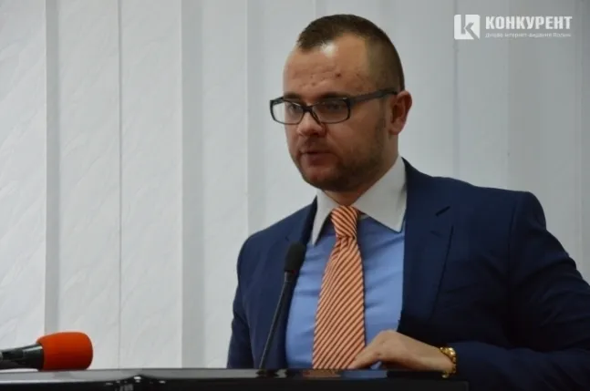 Поліщук хоче в кабінет Вусенко