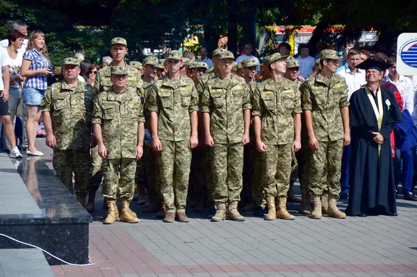 ... і звісно ж,  перший набір студентів до військової кафедри ЛНТУ.