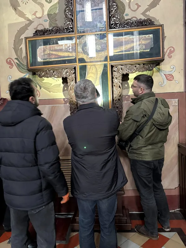 На Волині врятували унікальне «Розп’яття» від плісняви та руйнування (фото, відео)