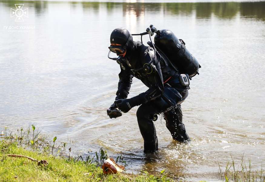 На Волині рятувальники перевіряють водойми (фото)