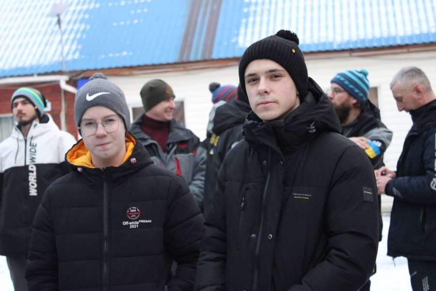 На Волині започаткували змагання з зимової риболовлі на честь Романа Карпюка (фото)