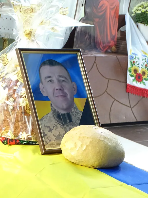 Турійська громада провела в останню земну дорогу Героя Володимира Матусевича (фото)