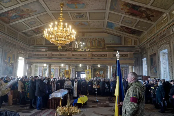 У Володимирі попрощалися з 47-річним захисником Ігорем Савасом (фото)
