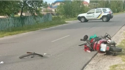 На Волині молодик на «їбені» збив велосипедиста – обидва у лікарні (фото, відео)