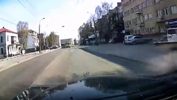 У Луцьку водій маршрутки влаштував перегони (відео)