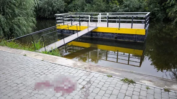 Перерізала горло ножем і стрибнула у воду: подробиці моторошної трагедії в парку Луцька (відео)