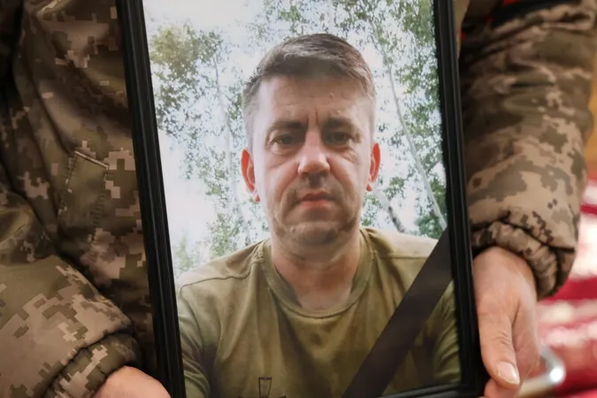 Луцьк попрощався з загиблим на Дніпропетровщині воїном Дмитром Лясковцем