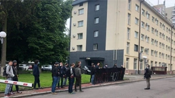 Під стінами управління поліції в Луцьку – акція проти міністра МВС (ФОТО)
