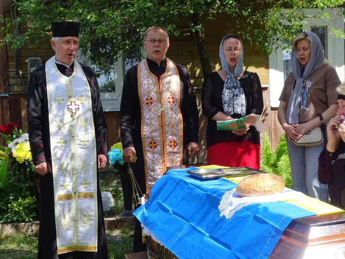 На Волині попрощалися з Героєм Дмитром Лободюком(фото)