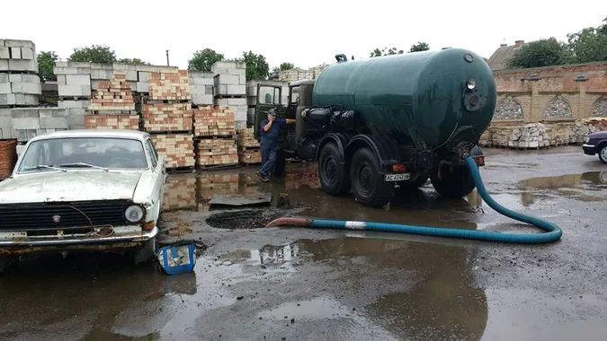 Нечистоти можна зливати вдень, а не в першій ночі, – головна муніципалка Луцька