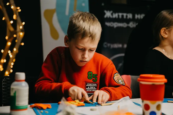 У Луцьку діти роблять пластиліновий мультик про Різдво (фото)