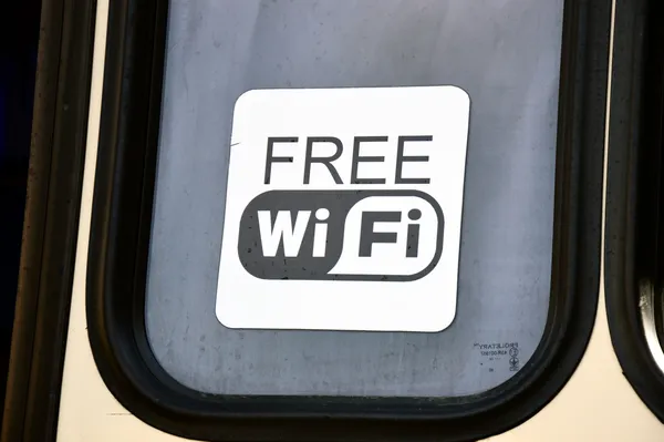«Богдан»-мільйонник, пандуси та FREE WiFi: у Луцьку інспектували маршрутки