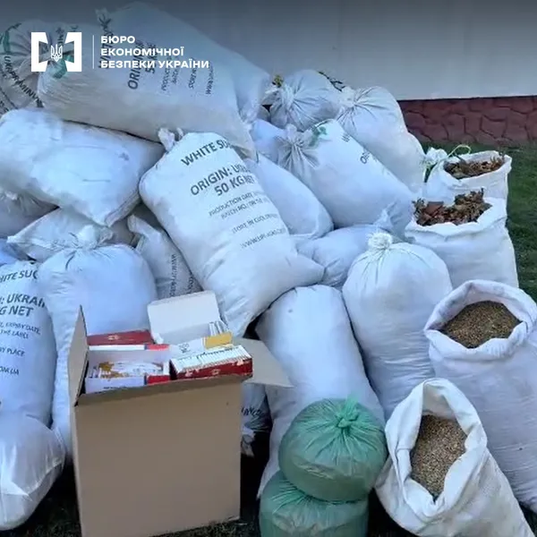 На Волині викрили підпільне виробництво сигарет: вилучили 700 кг тютюну та 9 станків (фото)
