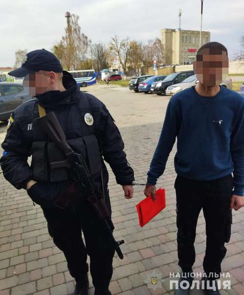 У Луцьку затримали грабіжника, якого днями звільнили з в'язниці (фото)