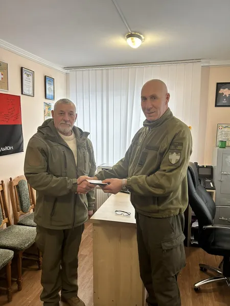 Капітан у відставці з Волині отримав «Хрест бойового братерства»
