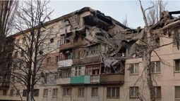 Завалів дуже багато, є жертви: ворог зранку обстріляв житлові квартали Лисичанська