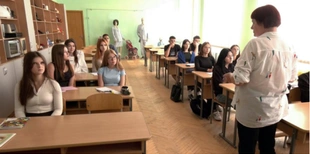 На місяць раніше: у Луцьку один з коледжів  вже почав навчання (фото, відео)