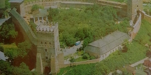 Яким був Луцький замок у 80-х роках (ретрофото)