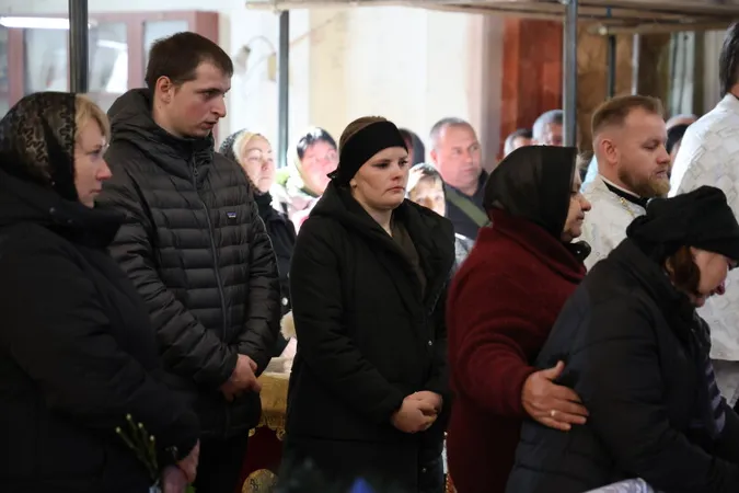 У Луцьку попрощалися із загиблим на Донеччині В'ячеславом Горюновим (фото)