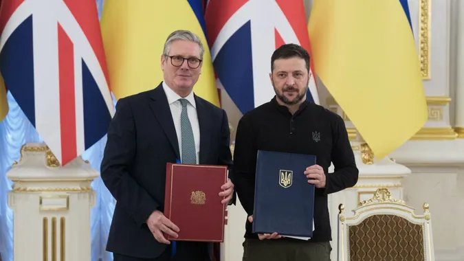 Україна спільно із Великою Британією вироблятимуть дрони, – Зеленський
