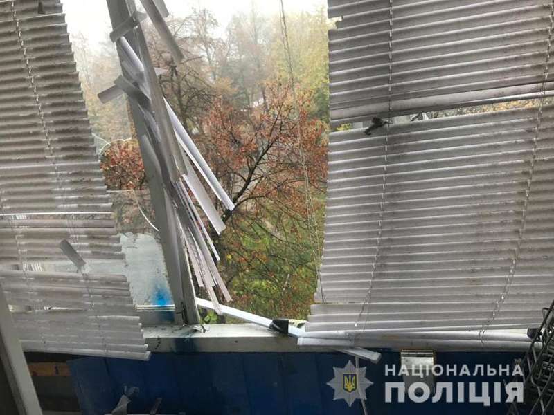 У Луцьку стався вибух у квартирі: є постраждалі (фото, оновлено)