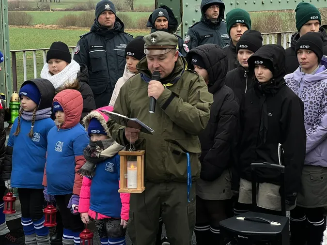 В «Устилузі» зустріли Вифлеємський вогонь (фото)