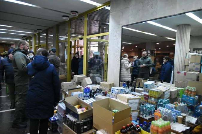 У Луцьку псевдоволонтери піаряться на допомозі справжніх волонтерів
