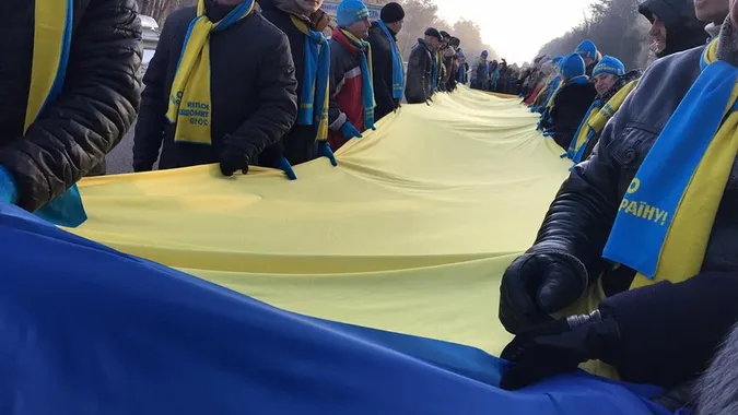 Волинь і Рівненщина поєдналися «живим» ланцюгом (фото)
