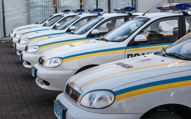 Для українських поліцейських закупили вітчизняні автомобілі 