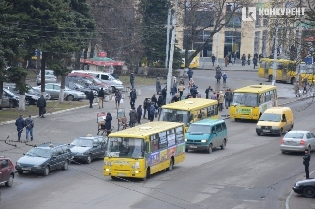 Луцькрада хоче «забрати» приміські маршрутки з центральних вулиць міста