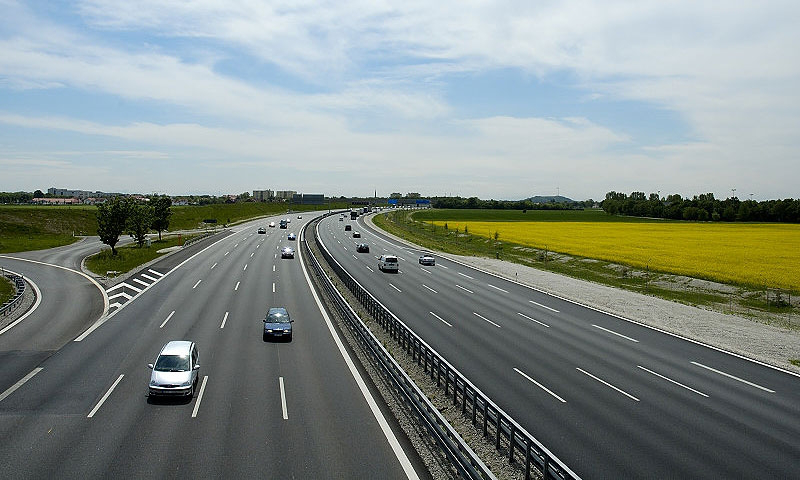 У Польщі почали роботу над швидкісною автотрасою до «Ягодина»