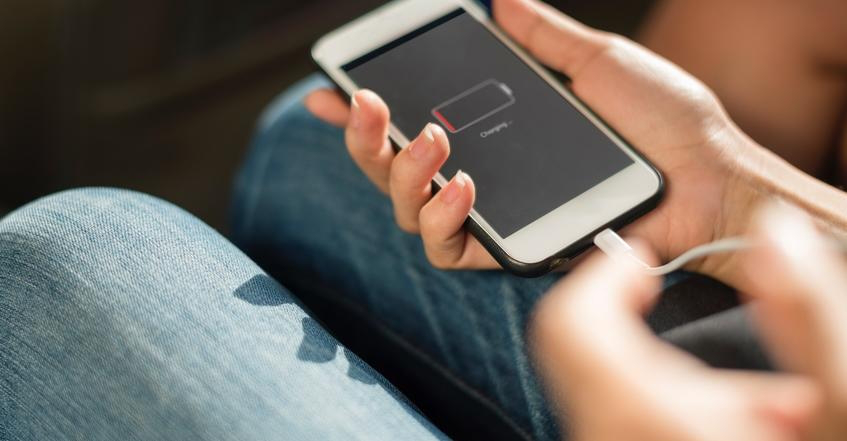 Експерти назвали чотири помилки при заряджанні смартфонів 