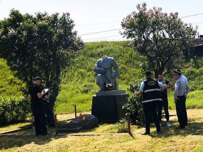 Щодо пошкодження пам'ятника в Ковелі відкрили кримінал 
